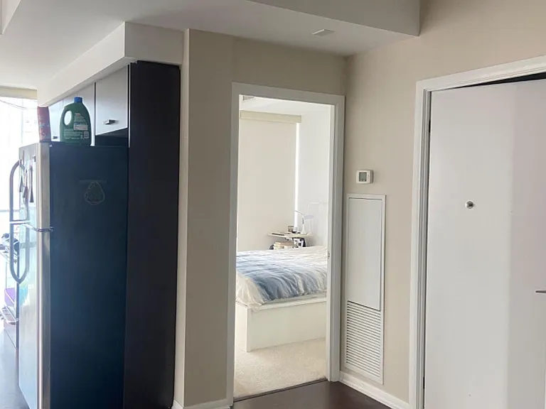 832 Bay St #1605 — Photo 9