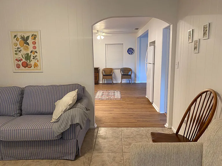 203 Laurel Rd — Photo 16
