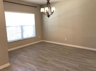 15743 Fishhawk Falls Dr, Lithia, FL 33547