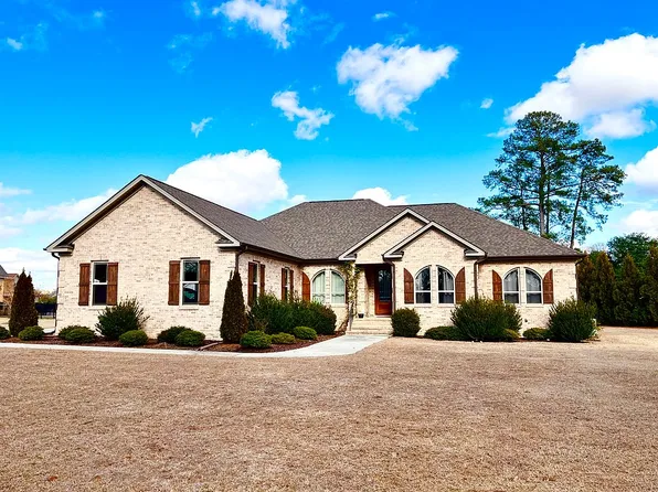505 Walnut Creek Dr, Goldsboro, NC 27534