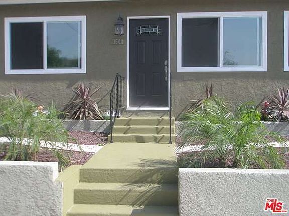 2nd image of 901 E Fairview Blvd