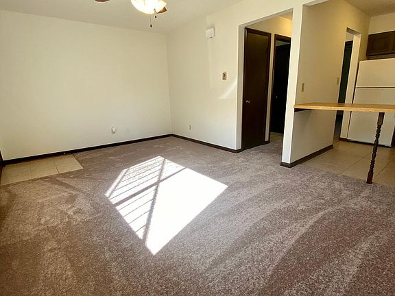 2nd image of 28 Stewart Park E #D