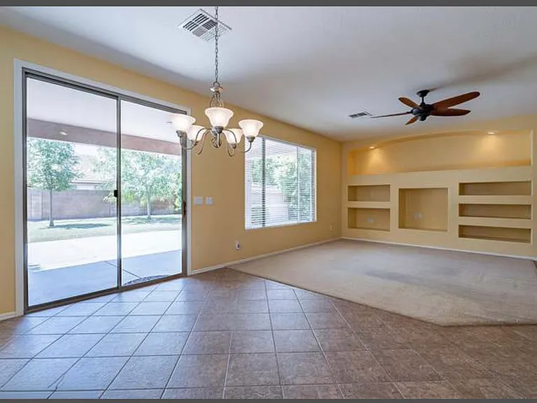 201 W Roadrunner Dr — Photo 10