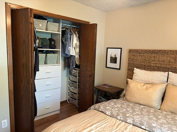 Upstairs bedroom 1