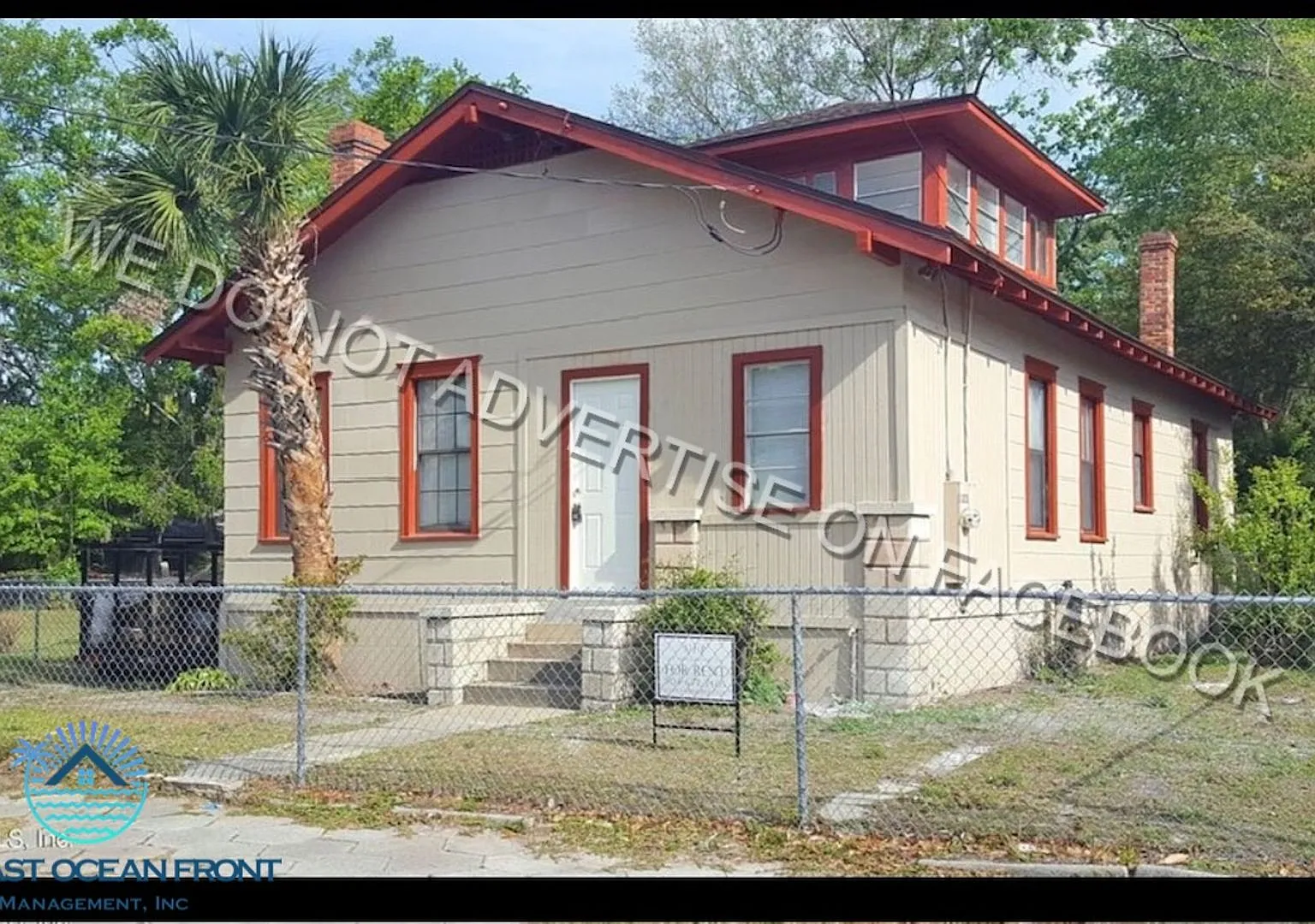 Gorgeous 2 story, 3 bedroom / 2bathroom house now available for rent! — Photo 1