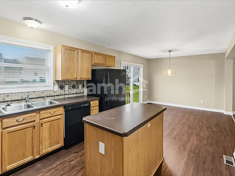8502 Flowering Cherry Dr — Photo 4
