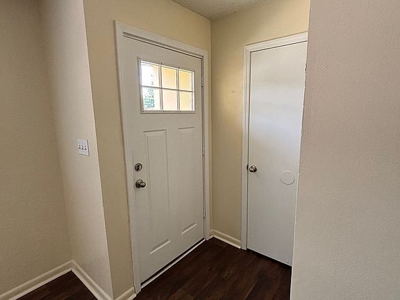 2nd image of 139 Valencia Dr