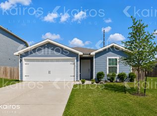 5823 Littoral Rd, Cove, TX 77523
