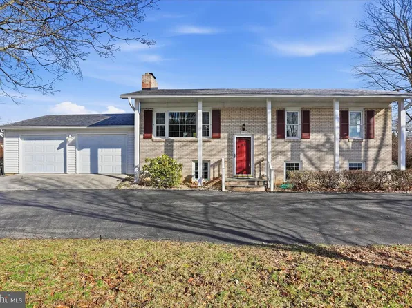 19022 Longmeadow Rd, Hagerstown, MD 21742