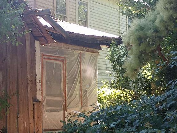 5th image of 809 Canyon Creek Dr