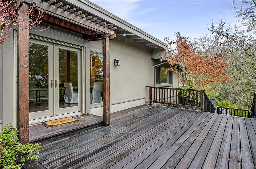 2nd image of 63 Ardilla Rd