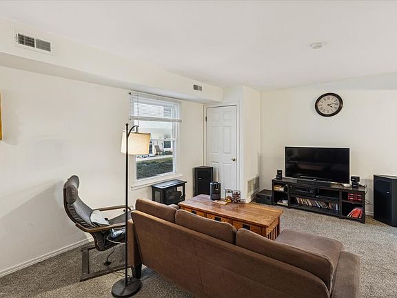 4th image of 2169 N Dogwood Ln #46C