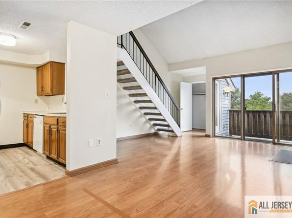 1607 Aspen Dr