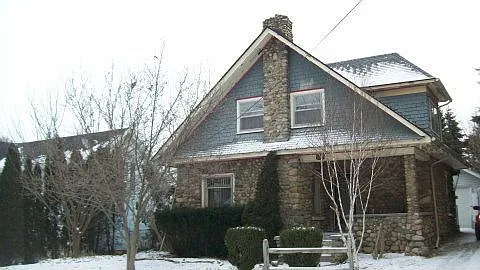 408 N Bridge St photo 1
