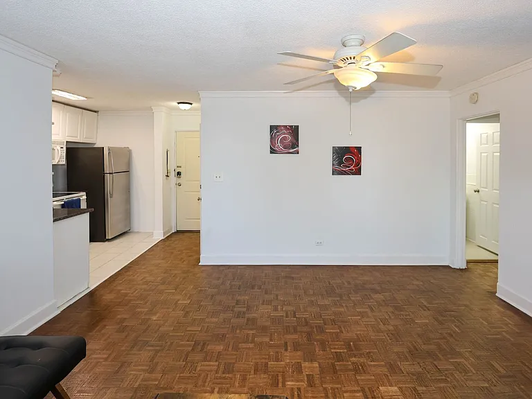 300 Peachtree St NE #23C — Photo 12