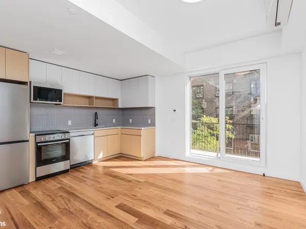 205 Cabrini Boulevard image 7 of 23