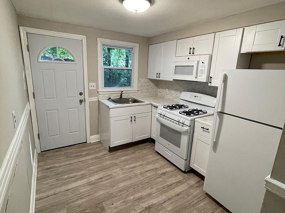 1st image of 1701 Tulip St