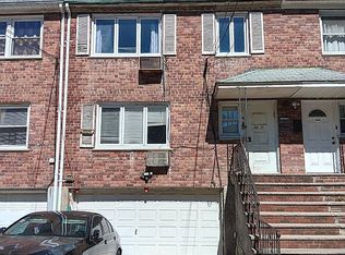 8421 126th St, Kew Gardens, NY 11415