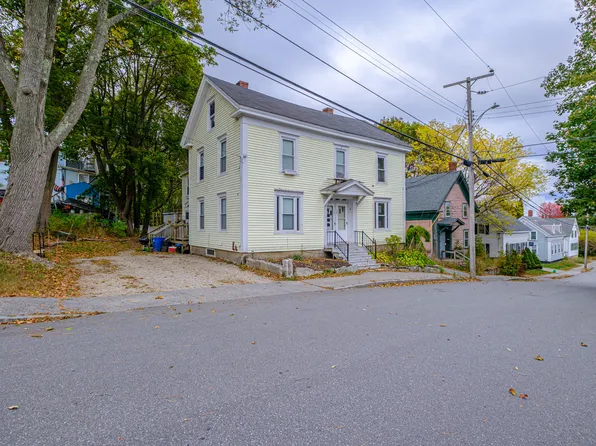 29 Pine Street, Bath, ME 04530