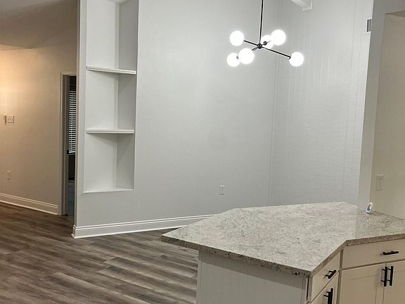 3rd image of 17741 La Grange Ct