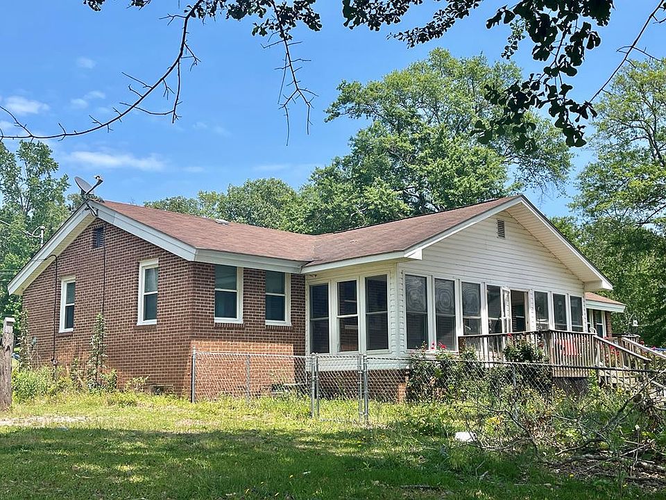 1st image of 101 Sioux Cir