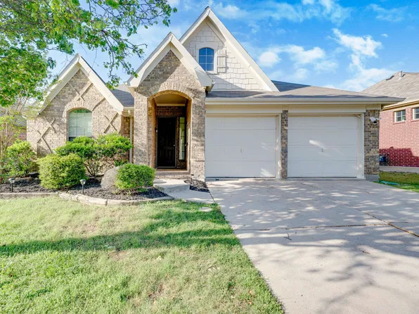 1700 Sparrow Ln, Aubrey, TX 76227