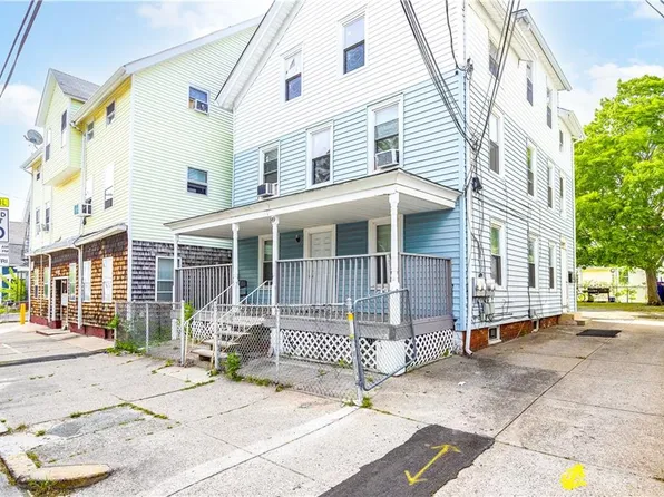 89 Hedley Ave, Central Falls, RI 02863