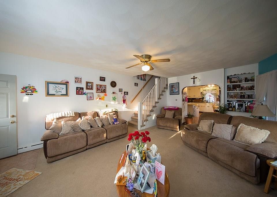 55 Rosemont Ave, Pawtucket, RI 02861 Zillow