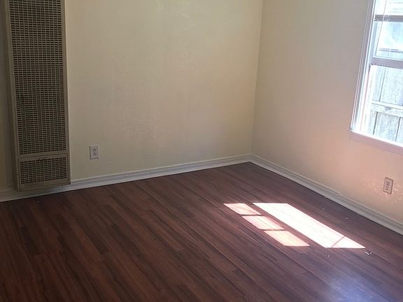 5th image of 1158 Poplar St