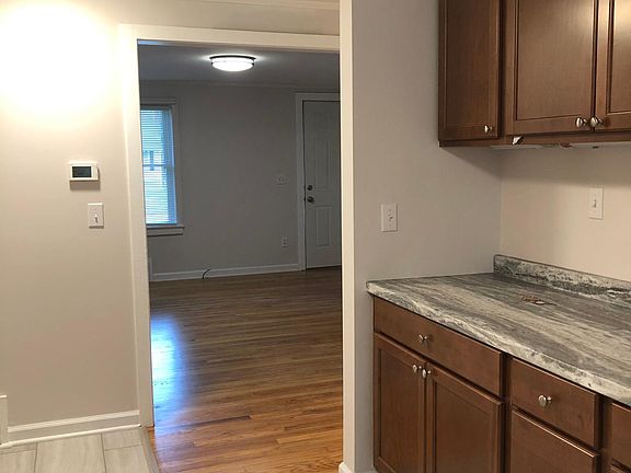 5th image of 24 Sherwood Ln #A