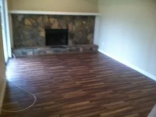 435 Park Ridge Cir — Photo 2