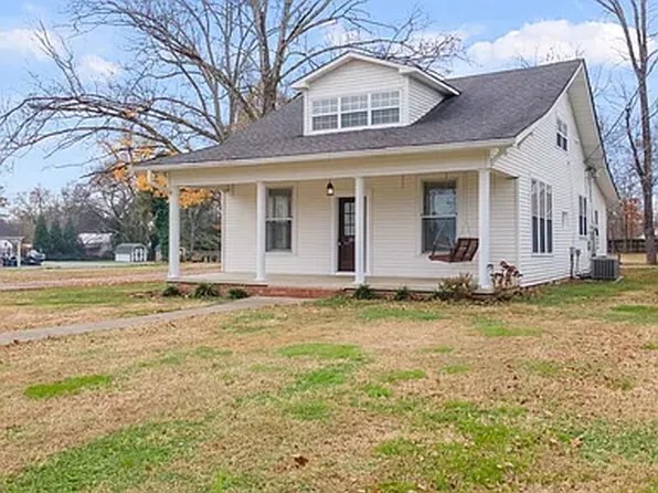 213 Maple St, Bell Buckle, TN 37020