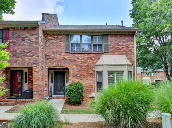 6110 Windsor Trace Dr, Peachtree Corners, GA 30092