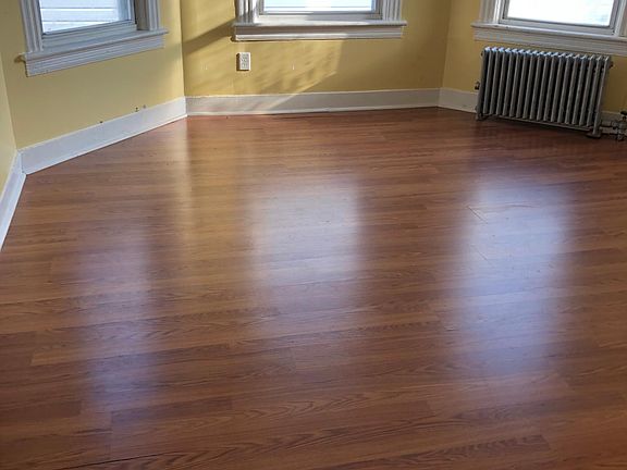 2nd image of 10432 116th St #2