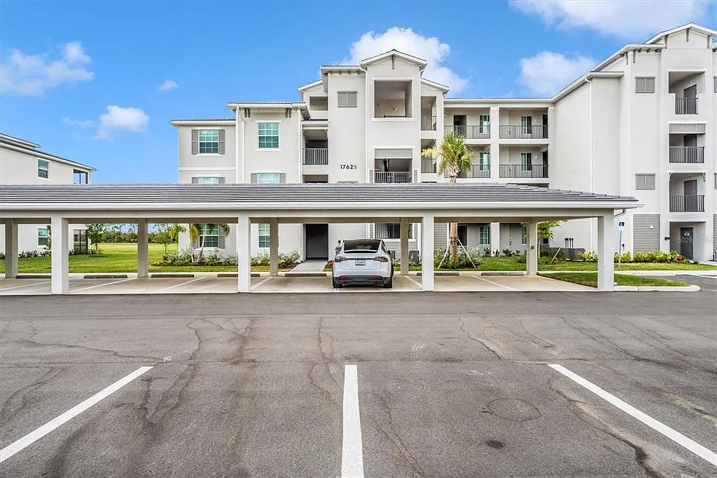 2 bed, 2.0 bath, 1154 sqft, $5,500 — Photo 1