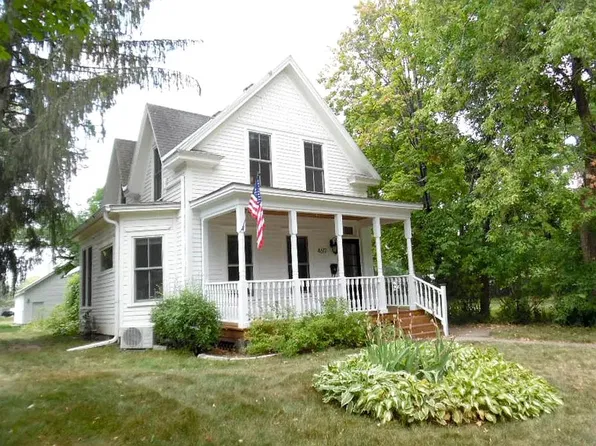 4617 Shady Ln, White Bear Lake, MN 55110