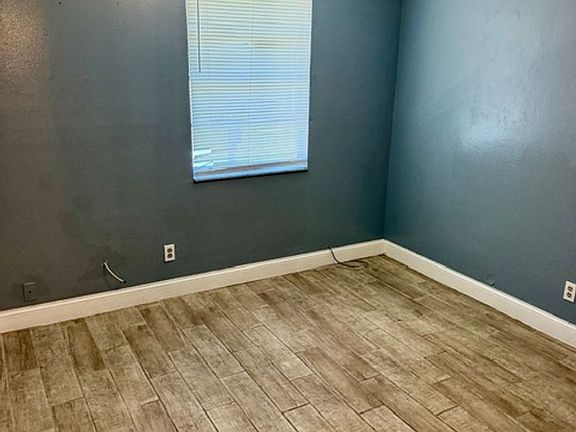 5th image of 8105 N Klondyke St APT A