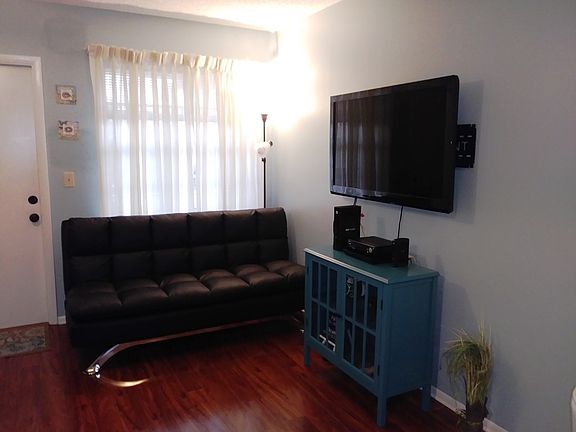 2nd image of 102 Royal Oak Dr
