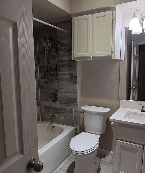 8402 Fathom Cir #106 — Photo 15