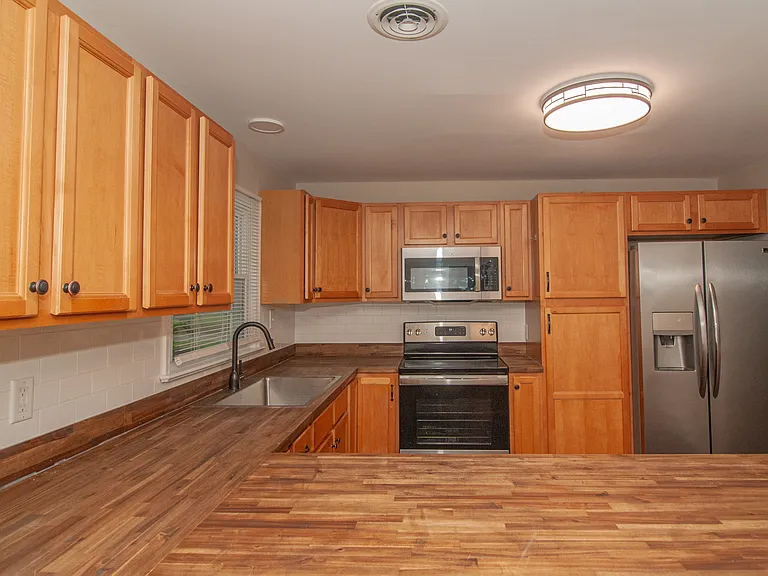 699 S Old Mill Rd — Photo 18