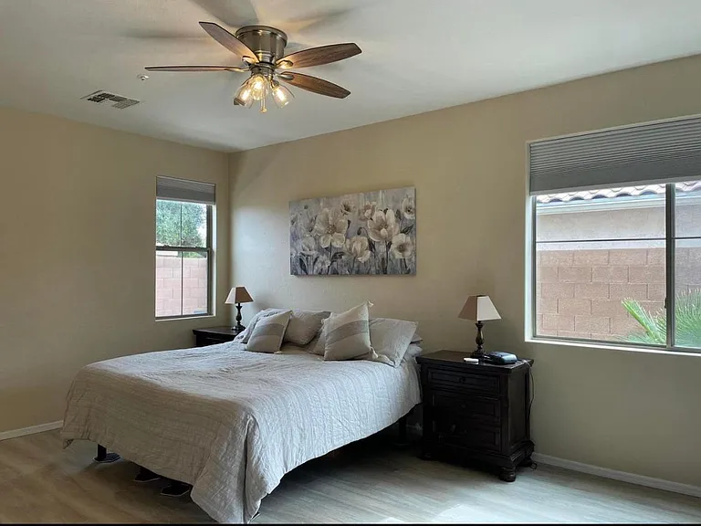 3802 E Flower Ct — Photo 16