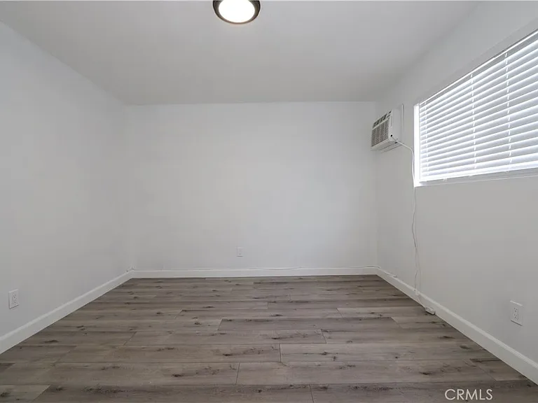 460 Vista Ave #B — Photo 26