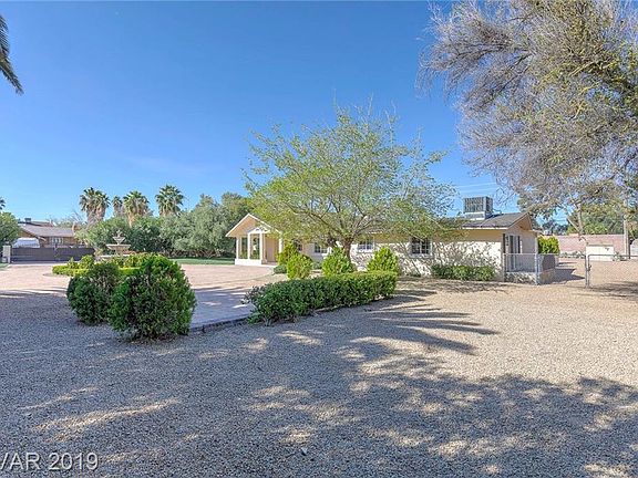 4th image of 3520 Sandcliff Ln