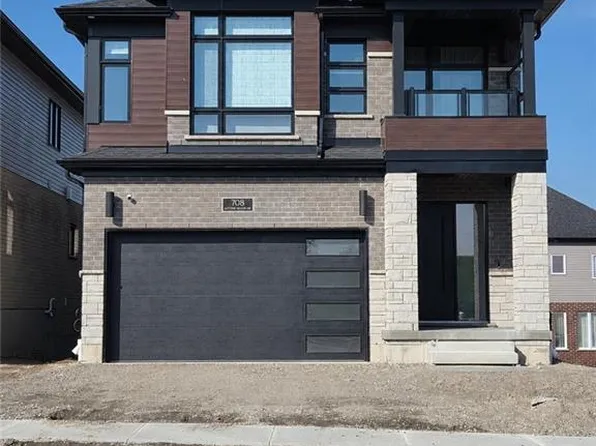 708 Autumn Willow Dr, Waterloo, ON N2V 0E3