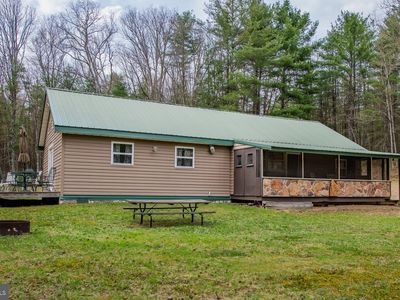 220 Gillens Rd, Mill Hall, PA, 17751