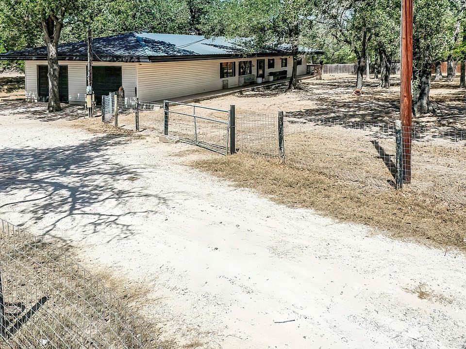 1st image of 150 Blackjack Rd.