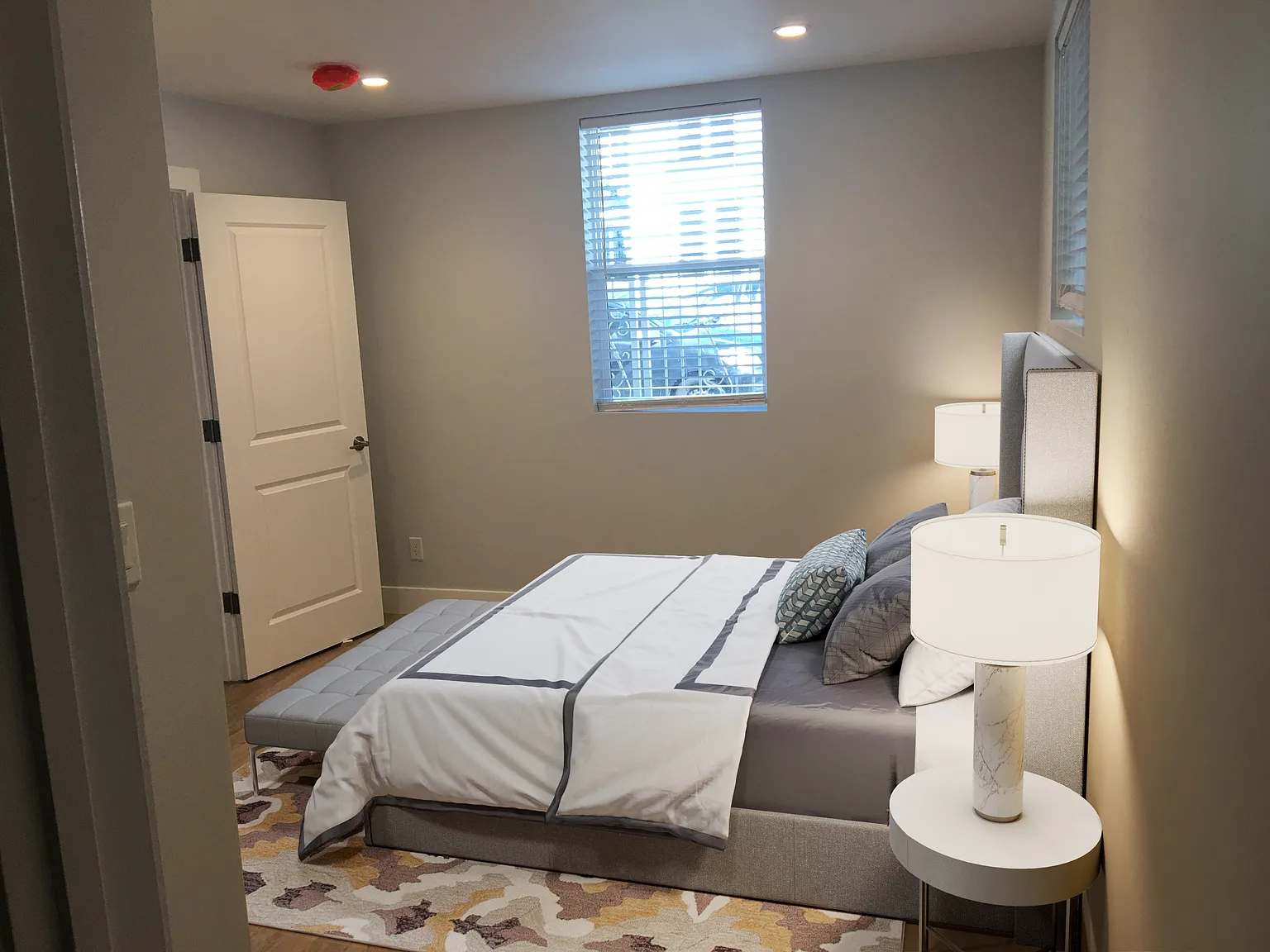 513 Henry St — Photo 3