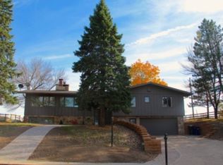4951 Broken Kettle Rd, Sioux City, IA 51108