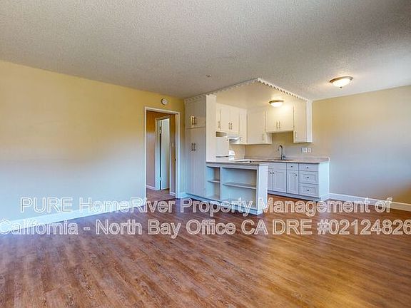 3rd image of 555 Dexter St #I