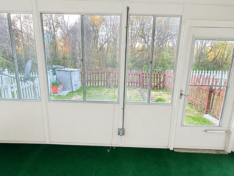 57 King Richard Ct — Photo 13